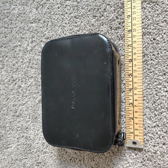 Trish McEvoy Black Patent Makeup Planner Bag Case Zip Around Closure Travel - Picture 6 of 7